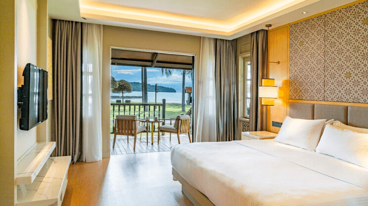 Island View - Family Room 